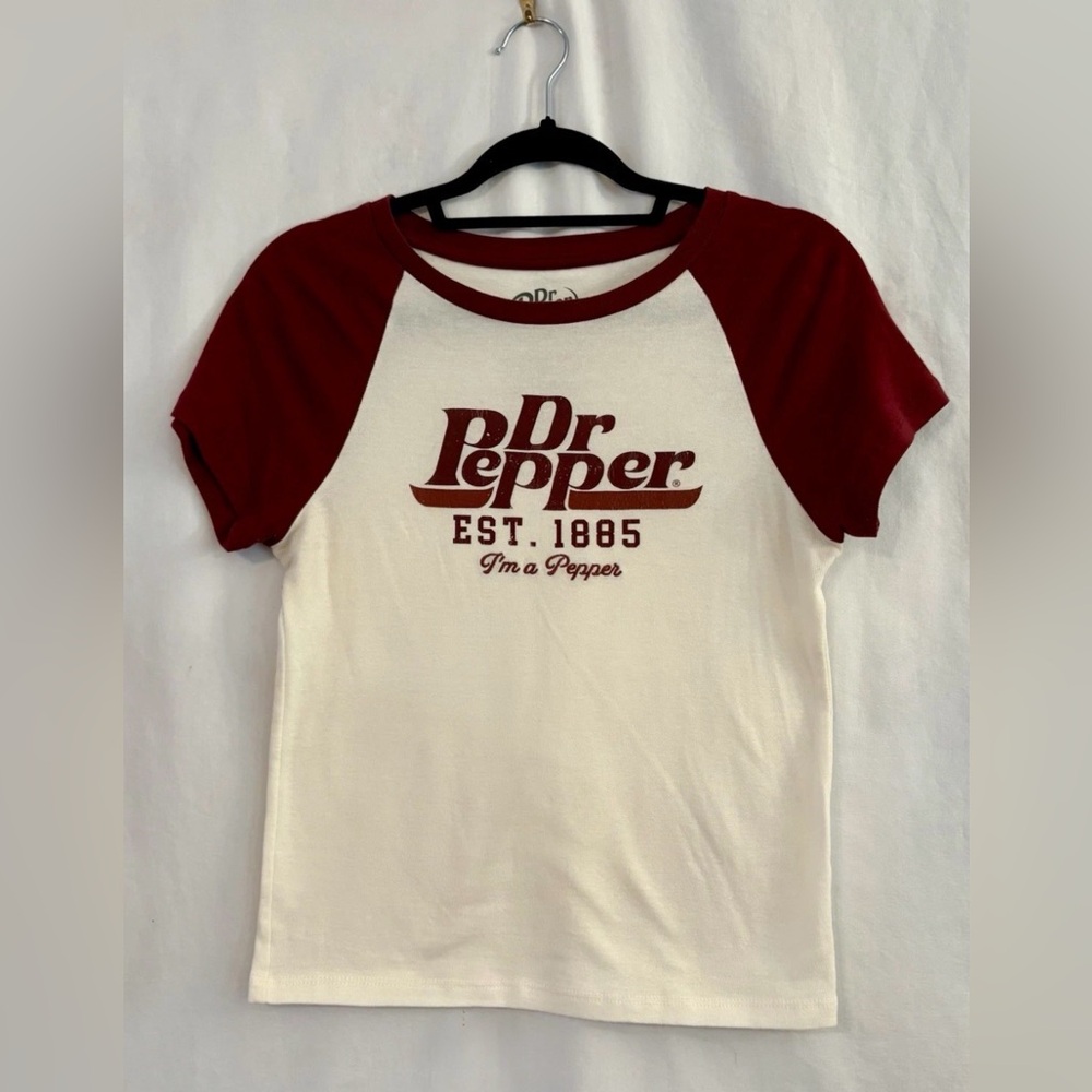 Women's Dr. Pepper Short Sleeve T-Shirt Size Medium Cream And Maroon